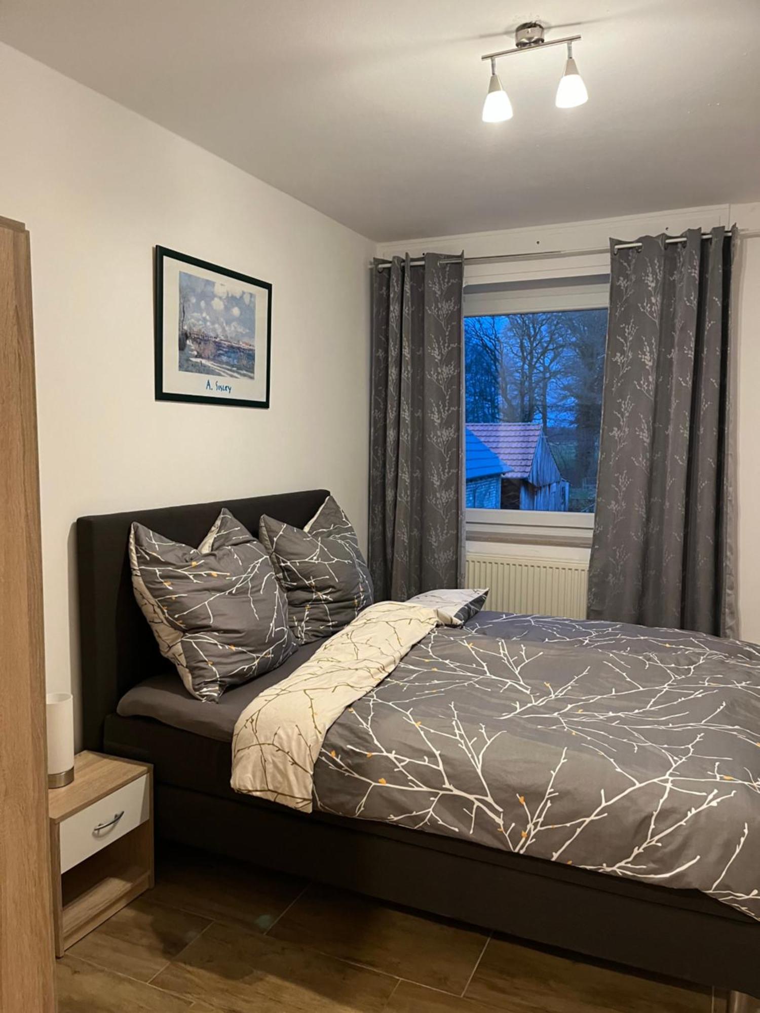 Wunderschoene Ferienwohnung Mit Balkon Auf Dem Bauernhof Greven Bagian luar foto