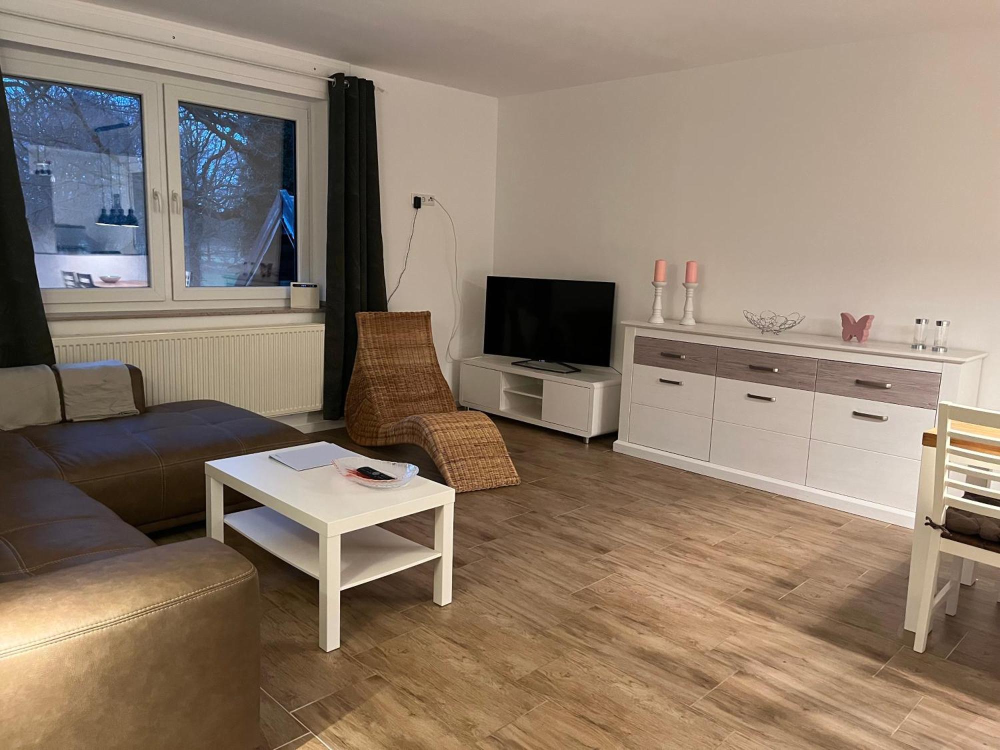 Wunderschoene Ferienwohnung Mit Balkon Auf Dem Bauernhof Greven Bagian luar foto