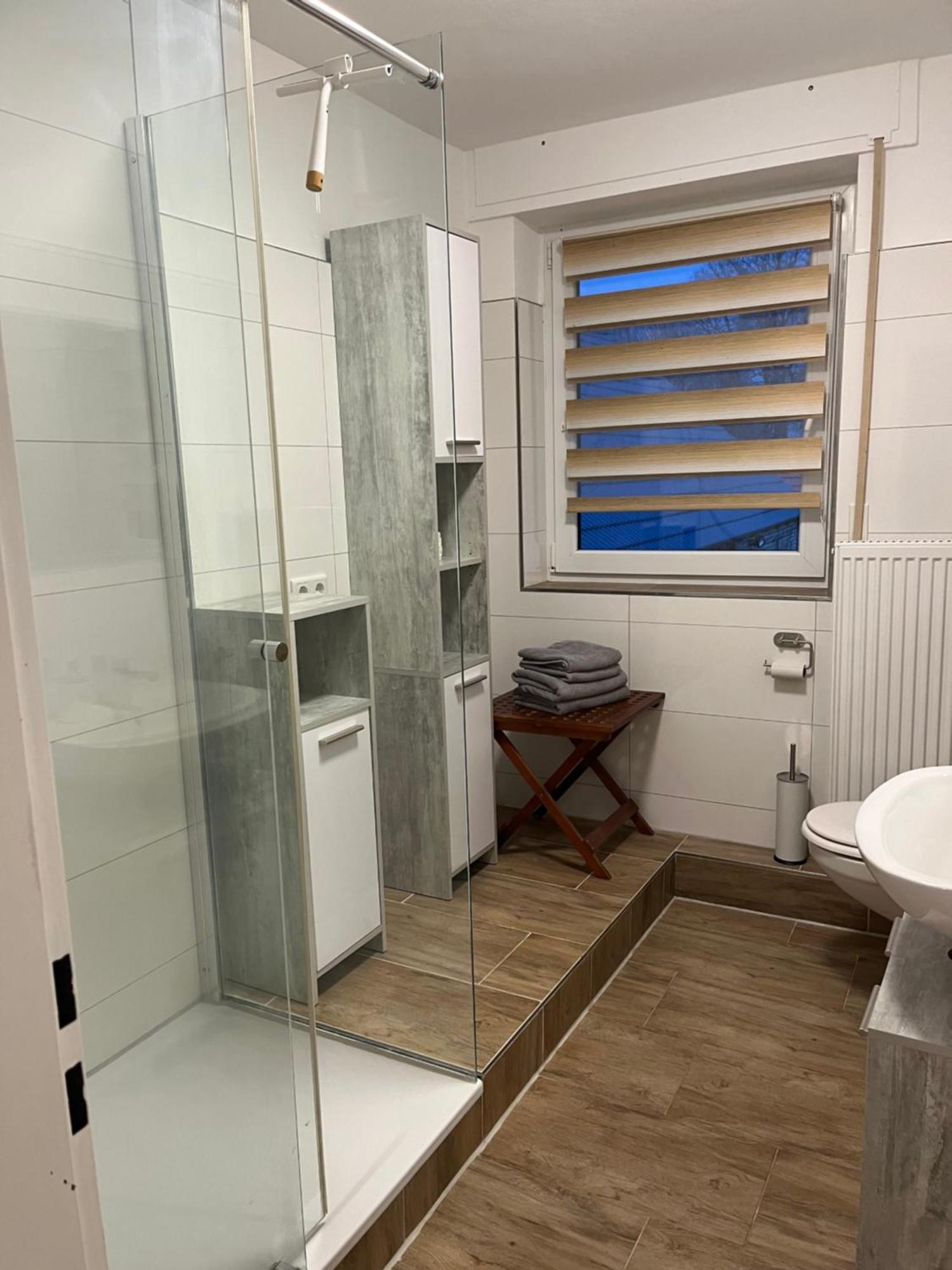 Wunderschoene Ferienwohnung Mit Balkon Auf Dem Bauernhof Greven Bagian luar foto