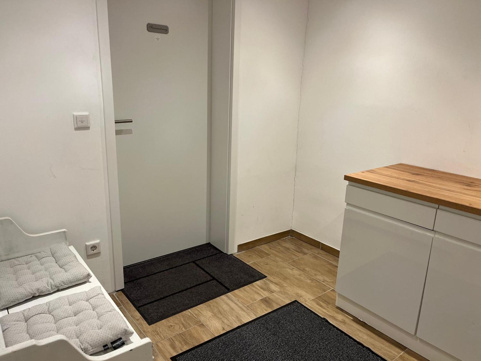 Wunderschoene Ferienwohnung Mit Balkon Auf Dem Bauernhof Greven Bagian luar foto